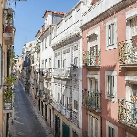 Apartment Atalaia! Bairro Alto Concepto *