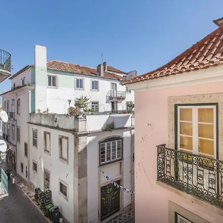 Apartment Atalaia! Bairro Alto Concepto Lisbon