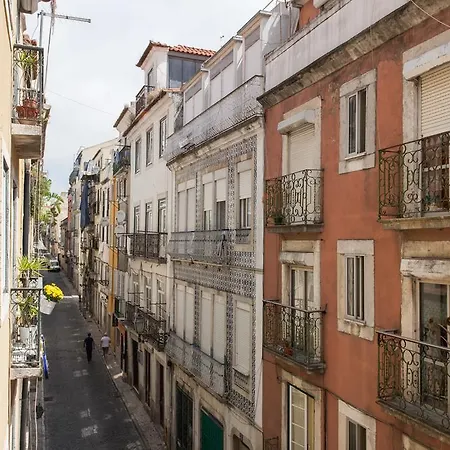 Apartment Atalaia! Bairro Alto Concepto Lisbon